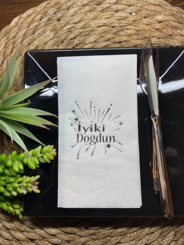 Gümüş Yaldızlı İyi Ki Doğdun Garson Katlama Peçete 16 lı ürün görseli 1