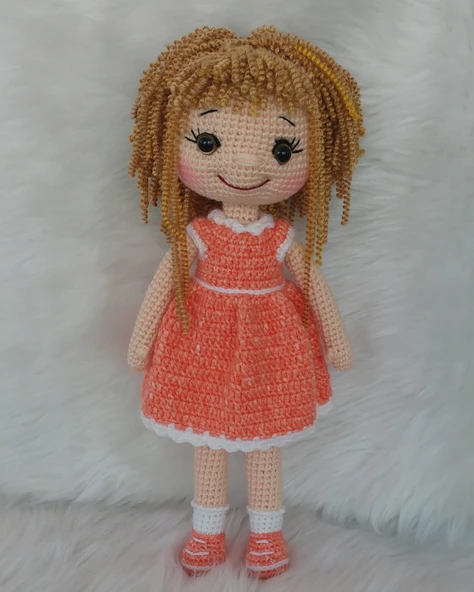 Kıvırcık Saçlı Şeker Bebek Amigurumi Organik Oyuncak ürün görseli 1