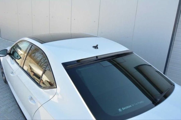 AUTOGP Skoda süper b cam üstü spoiler piano black 2015+ ürün görseli 1