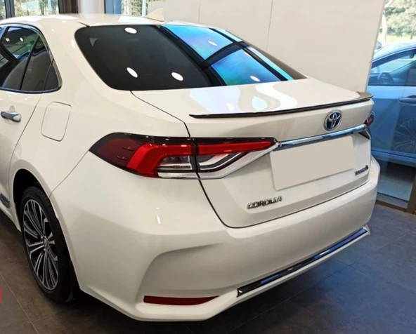 AUTOGP Toyota corolla bagaj üstü spoiler ince siyah boyalı 2019+ ürün görseli 1