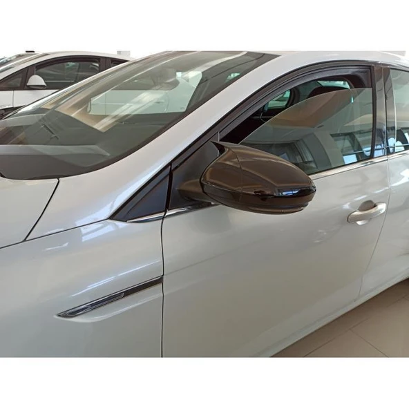 AUTOGP Renault megane 4 ayna kapağı batman yarasa piano black ürün görseli 1