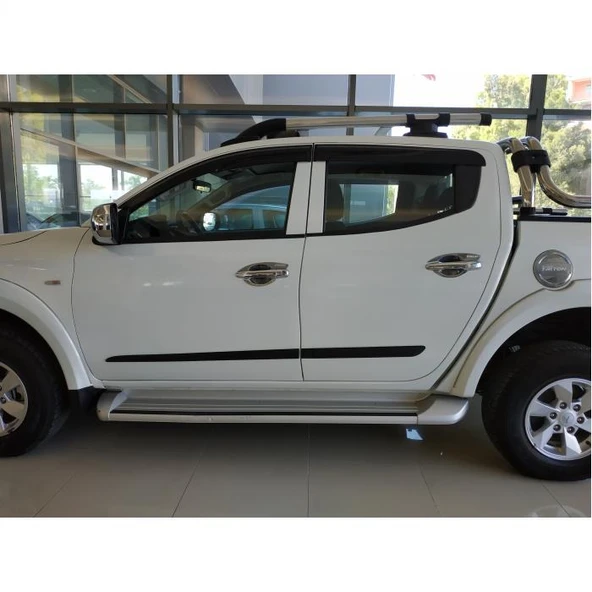 AUTOGP Mitsubishi l200 kapı koruma çıtası siyah 4 parça ürün görseli 1