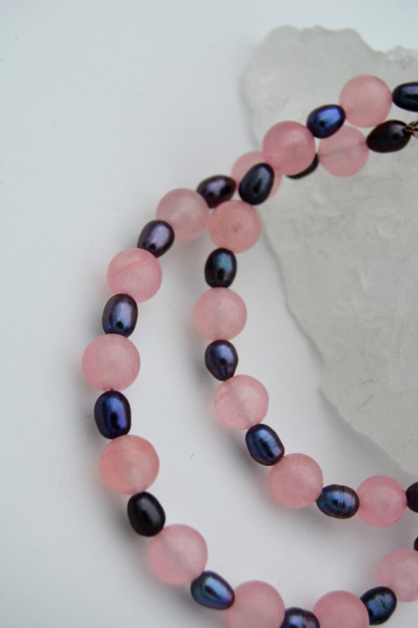 STONEAGE Pembe Kuvars Hematit Taşlı T Kilit Şifa Kolyesi ürün görseli 1