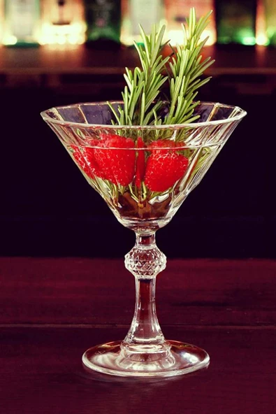 Paşabahçe Diamond Ayaklı Bardak Dondurmalık 6'lı Martini 440099 238 cc ürün görseli 1