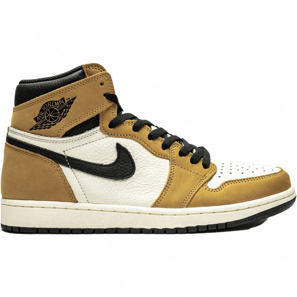 PTTAVM: Nike Air Jordan 1 Retro High OG Sneakers