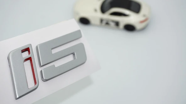 DK Tuning i5 Bagaj Kırmızı Gri ABS Yazı Logo Bmw İle Uyumlu ürün görseli 1