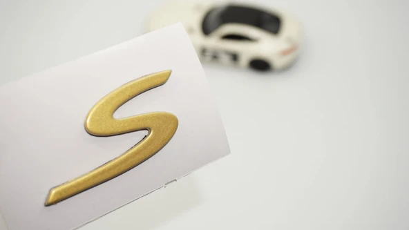 DK Tuning Porsche S Rakamı Bagaj Gold Yazı Logo Arma ürün görseli 1