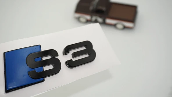 DK Tuning S3 Bagaj Siyah Mavi Yazı Logo Audi İle Uyumlu ürün görseli 1