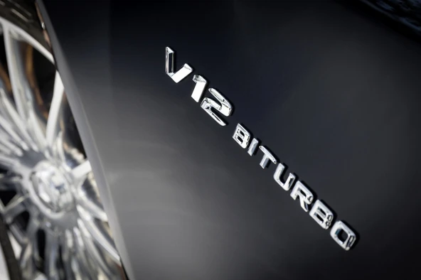 DK Tuning Mercedes Benz V12 Biturbo Çamurluk Yanı Logo OEM Ürün ürün görseli 1