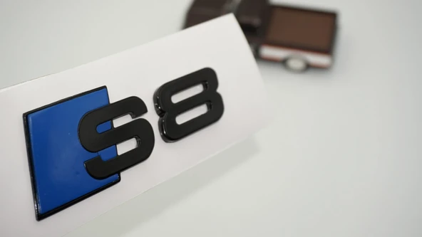 DK Tuning S8 Bagaj Siyah Mavi Yazı Logo Audi İle Uyumlu ürün görseli 1