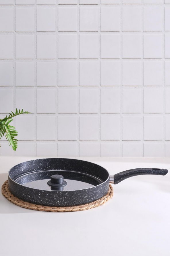 Balık Tavası 30 Cm Kapaklı Tava Granit Bazlama Börek Tavası ürün görseli 1