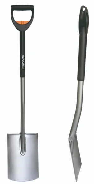 Fiskars Teleskopik Bahçe Küreği Keskin Uçlu (131300-1001567) ürün görseli 1