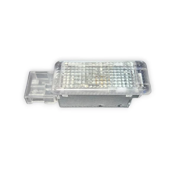 VW Golf 5 2004-2008 Torpido Aydınlatma Lambası 7L0947415 ürün görseli 1