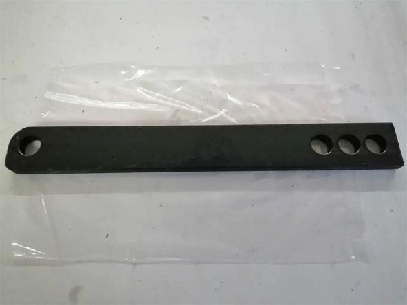 Fiat Traktör 640/70-56/Tt55 Alt Çeki Bağlantı Laması ürün görseli 1