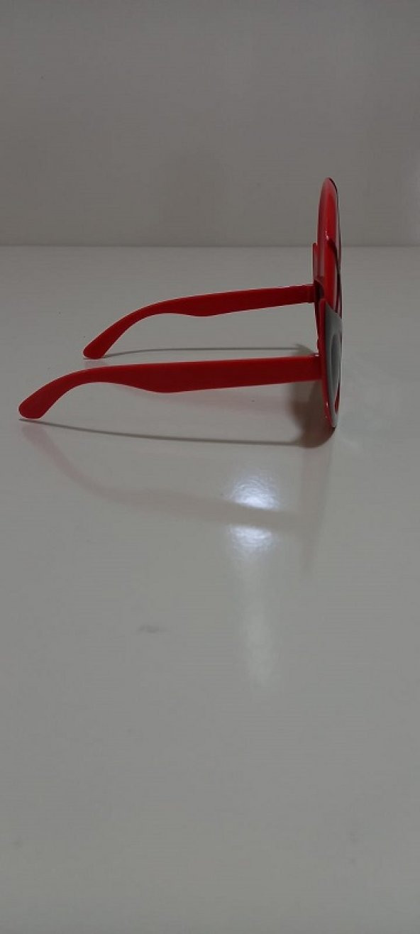 SPİDERMAN FİGÜRLÜ ÇOCUK GÜNEŞ GÖZLÜĞÜ ÇERÇEVE GENİŞLİĞİ 14 CM ürün görseli 1