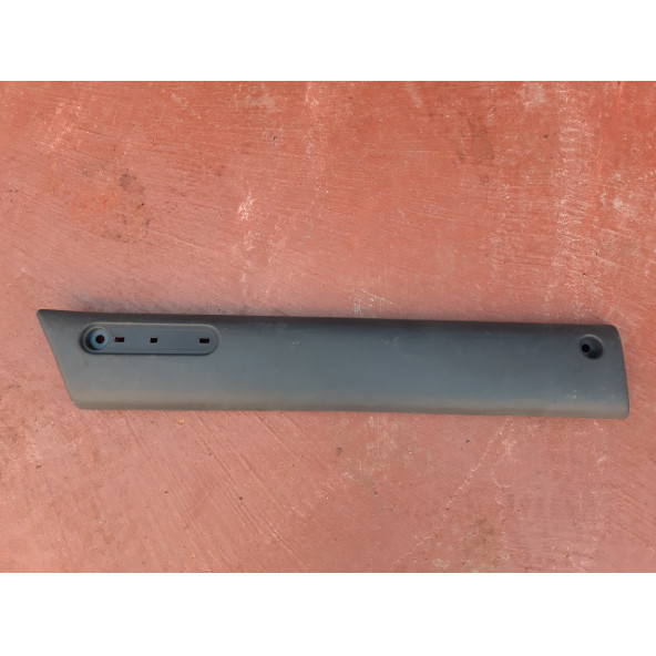 RENAULT MASTER OPEL MOVANO 2010 ÖN SOL KAPI BANDI ÇITASI 2004-20011 MODELLERE ürün görseli 1