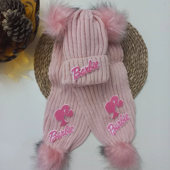 MARS BABY Kız Bebek Çocuk Barbie Figürlü Pudra Çift Ponponlu Atkı Bere Takımı ürün görseli 1