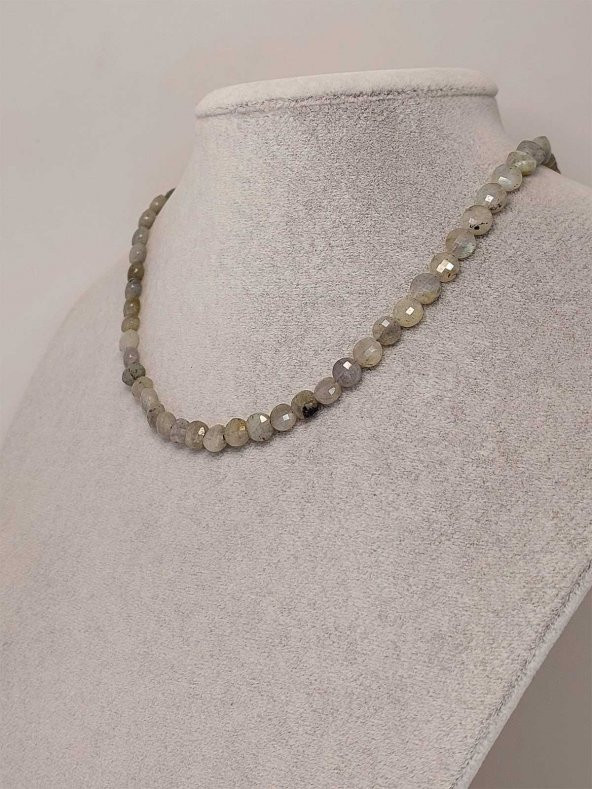 Labradorit Taşı YASSI Faset Kesim Kolye 6x4mm (Sabit Klipsli) ürün görseli 1