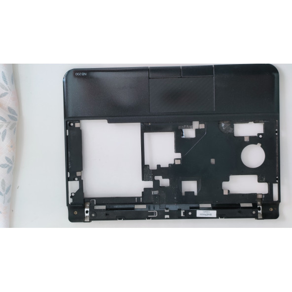 Toshiba Nb200-12j üst kasa sorunsuz ürün görseli 1