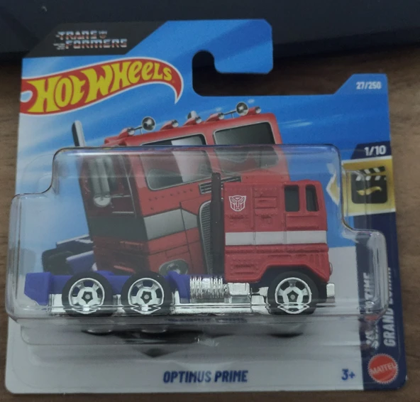 2026 Üretimi Hot Wheels Optimus Prime Transformers Kırmızı ürün görseli 1
