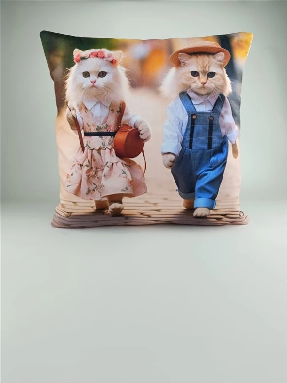 Mrs.Gugar Kedi Desenli Kırlent Kılıfı -98 ürün görseli 1