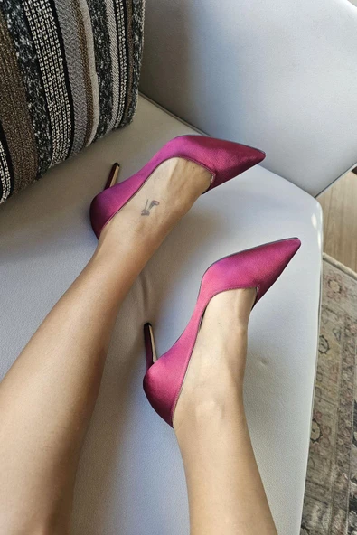 036 468 Topukla Kadın Sivri Burun 8 cm Topuklu Klasik Stiletto ürün görseli 1