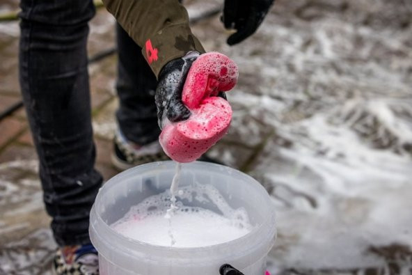 Muc-Off Temizlik Süngeri - Resim 3