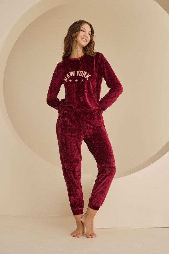 Bordo New York Kadife Pijama Takımı ürün görseli 1
