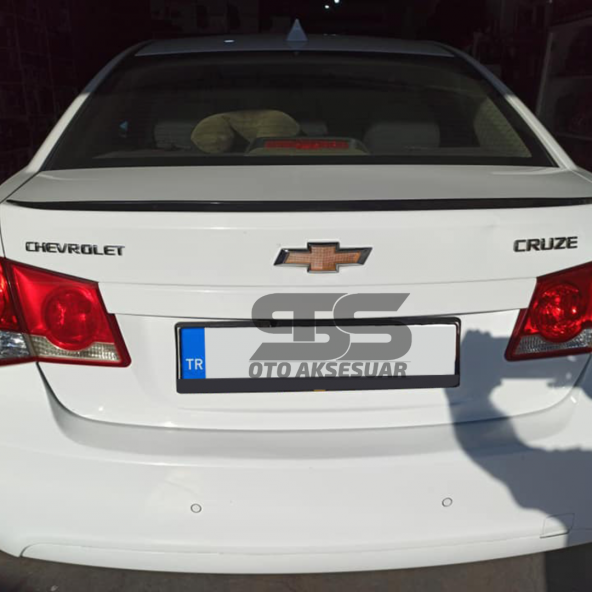 Chevrolet Cruze Uyumlu Bagaj Üstü Spoiler Bagaj Çıtası Piano Black Parlak Siyah ürün görseli 1