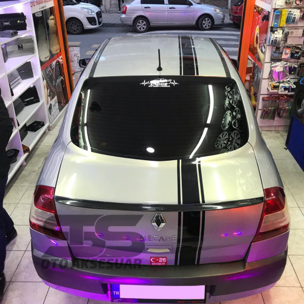 Renault Megane 2 Sedan Bagaj Üstü Spoiler Bagaj Çıtası Piano Black ürün görseli 1