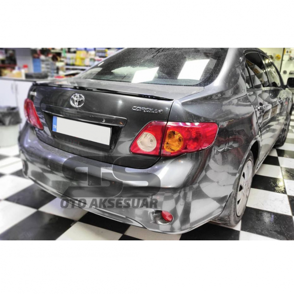 Toyota Corolla 2007 - 2011  Bagaj Üstü Slim Spoiler Parlak Siyah ürün görseli 1