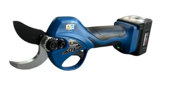 Hyundai LaserCut 35XP Akülü Budama Makası | 35 mm Kesim – 16.8V 4Ah – Çift Akülü, 8–10 Saat Çalışma Süresi – Çantalı Set ürün görseli 1