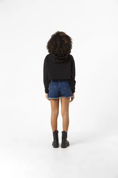 Basic Siyah Kapüşonlu Crop Sweatshirt - Resim 9