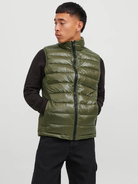 JACK JONES Erkek Yumuşak Parlak Şişme Yelek 12241626 ürün görseli 1