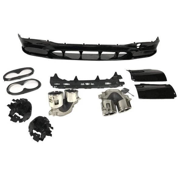 AUTOGP Mercedes w118 cla45 arka difüzör ve egzoz ucu seti 2018+ ürün görseli 1