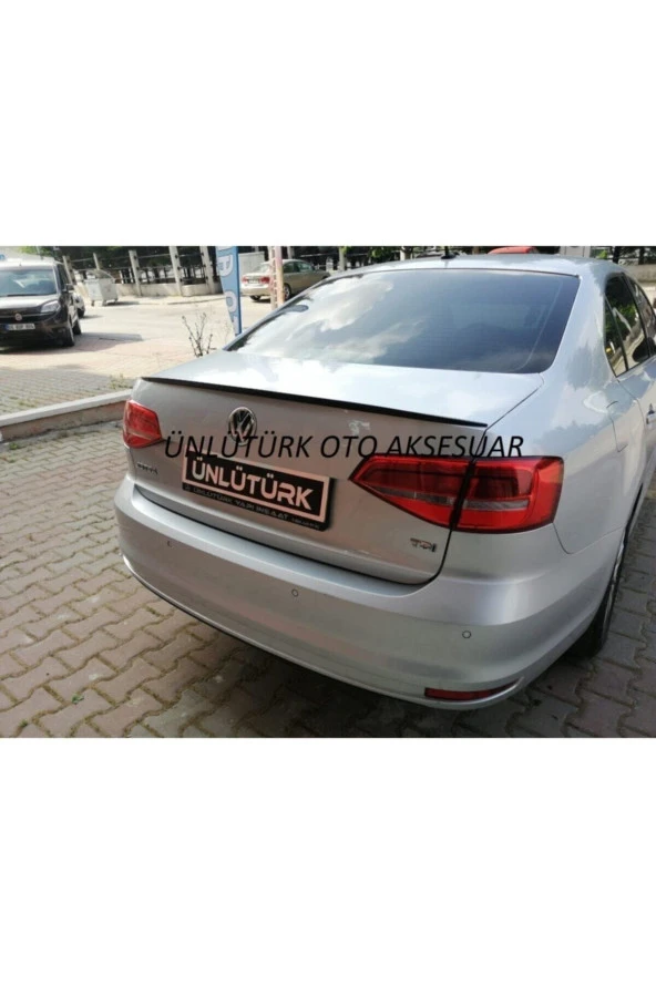 Volkswagen Jetta 2011 Sonrası Bagaj Üstü Spoiler Pianoblack ürün görseli 1