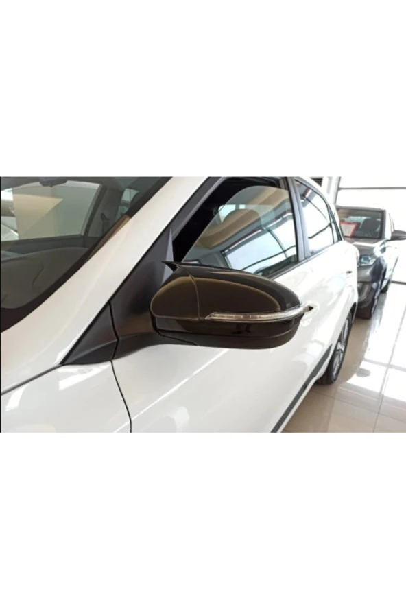 Hyundai I20 Sinyalli Batman Yarasa Ayna Kapağı Piano Black ürün görseli 1