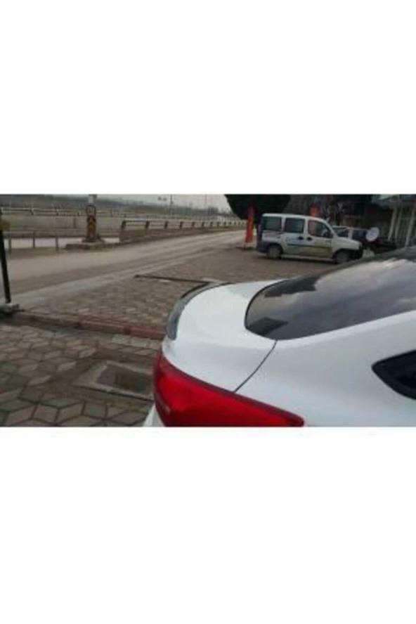 Ford Focus (12-18) 3, 3.5, 4 Sedan Kasa Bagaj Üstü Spoiler ürün görseli 1