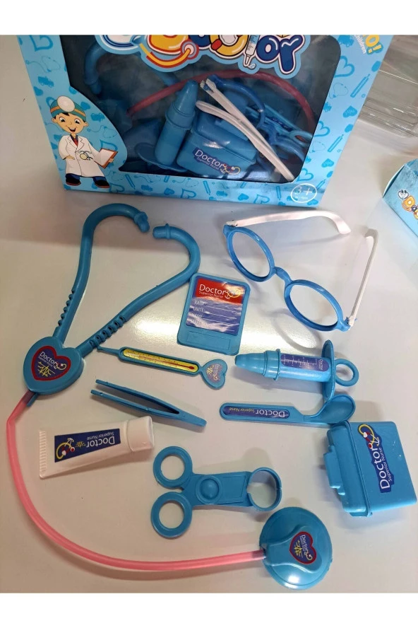 Çantalı Oyuncak Doktor Seti Tedavi Ekipmanı 11 Parça gözlük Steteskop Kartlık Enjektör 18x24cm ürün görseli 1