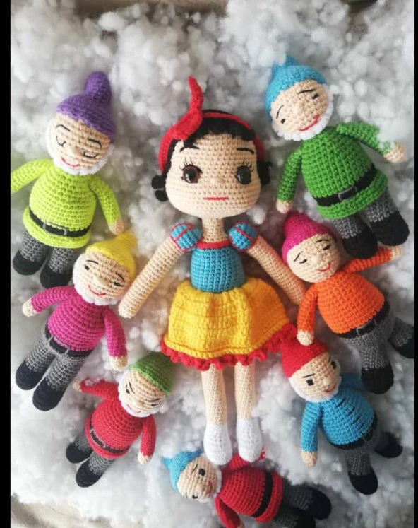 Pamuk Prenses ve Yedi Cüceler Amigurumi Organik Oyuncak ürün görseli 1