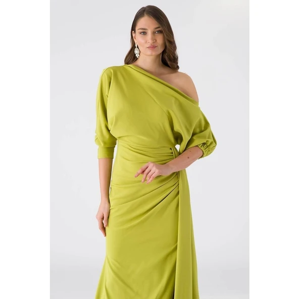 Drape Detaylı Düşük Omuz Abiye Ehel - Resim 3