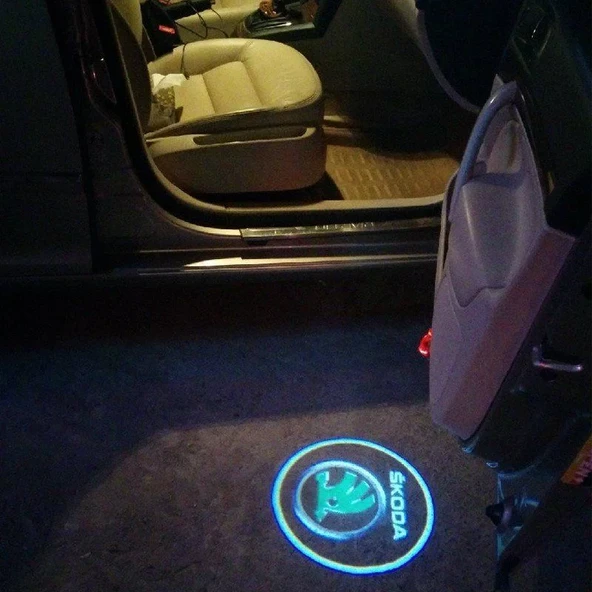 Skoda Superb Uyumlu Kapı Altı Logo Araç 3D Gölge Light ürün görseli 1