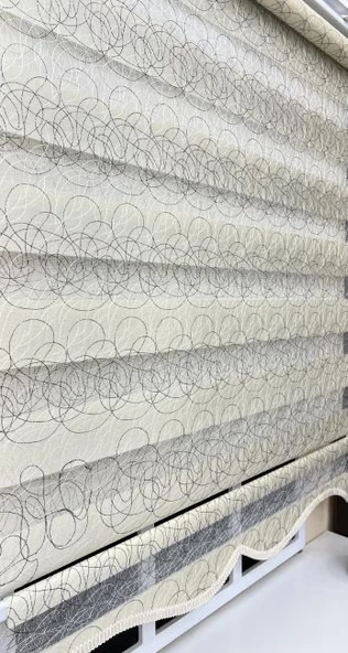 StorBurada Zebra Stor Nakışlı Krem Etek Dilimli ST 122  Krem 90 x 260 ürün görseli 1