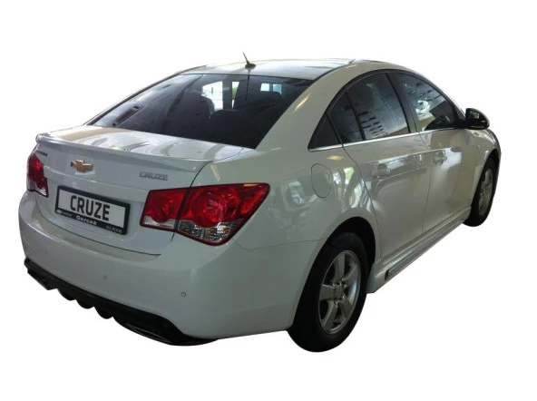 Chevrolet Cruze Sedan için (2009 - 2016) Yan Marşpiyel Seti (Plastik) ürün görseli 1