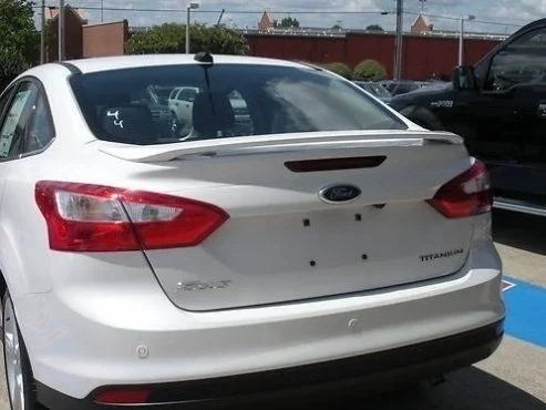 Ford Focus Uyumlu 3 Sedan Makyajlı Spoiler (Fiber) ürün görseli 1