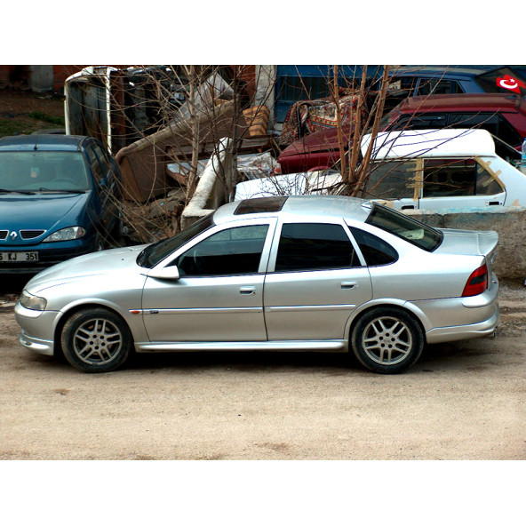 Opel Vectra B Gt Marşpiyel Takımı - Fiber -boyasız ürün görseli 1