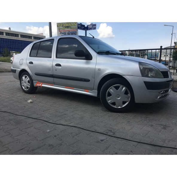 Renault Clio 2 Yan Marşpiyel Takımı - Plastik ürün görseli 1