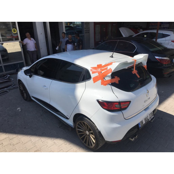 Renault Clio 4 Rs Spoiler - Fiber - Boyasız ürün görseli 1