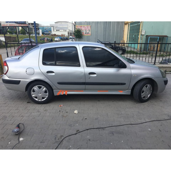 Renault Clio 2 Marşpiyel Takımı (plastik) ürün görseli 1