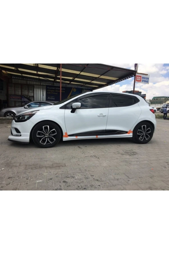Renault Clio 4 Marşpiyel Takımı - Plastik ürün görseli 1